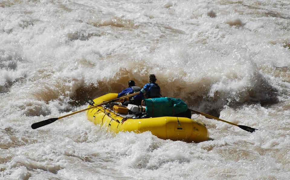 What to Wear White Water Rafting