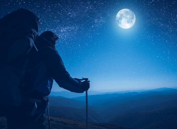 Is Night Hiking Legal, moon and stars