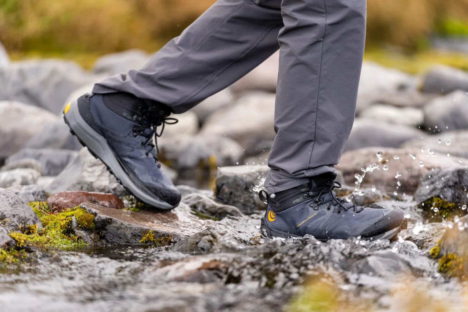 best-lightweight-waterproof-hiking-boots-for-men-8
